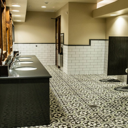 bathroom floor tile installation work in California from Brooks Tile, Inc